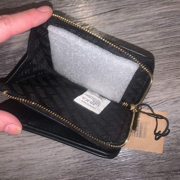 NWT Steve Madden wallet - Picture 3 of 6